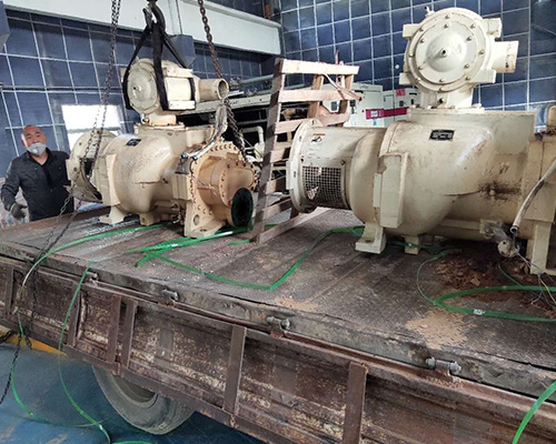 鶴煤集團(tuán)登?？諌簷C(jī)大修項(xiàng)目現(xiàn)場(chǎng)